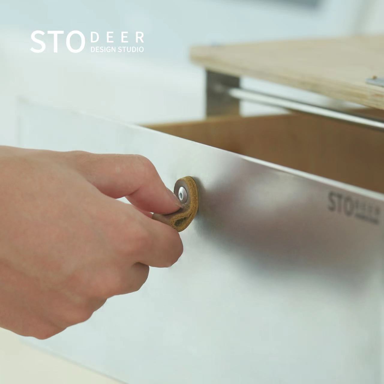 Stodeer Desktop-Schublade Klapp schrank Aufbewahrung sbox Nachttisch Holz Metall Design