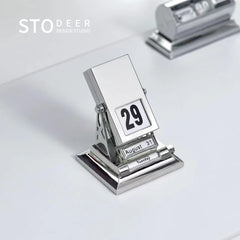 Stodeer Minimalist  Desktop Home Decor, Rotating Calendar, Metal Perpetual Calendar, Creative Ornament