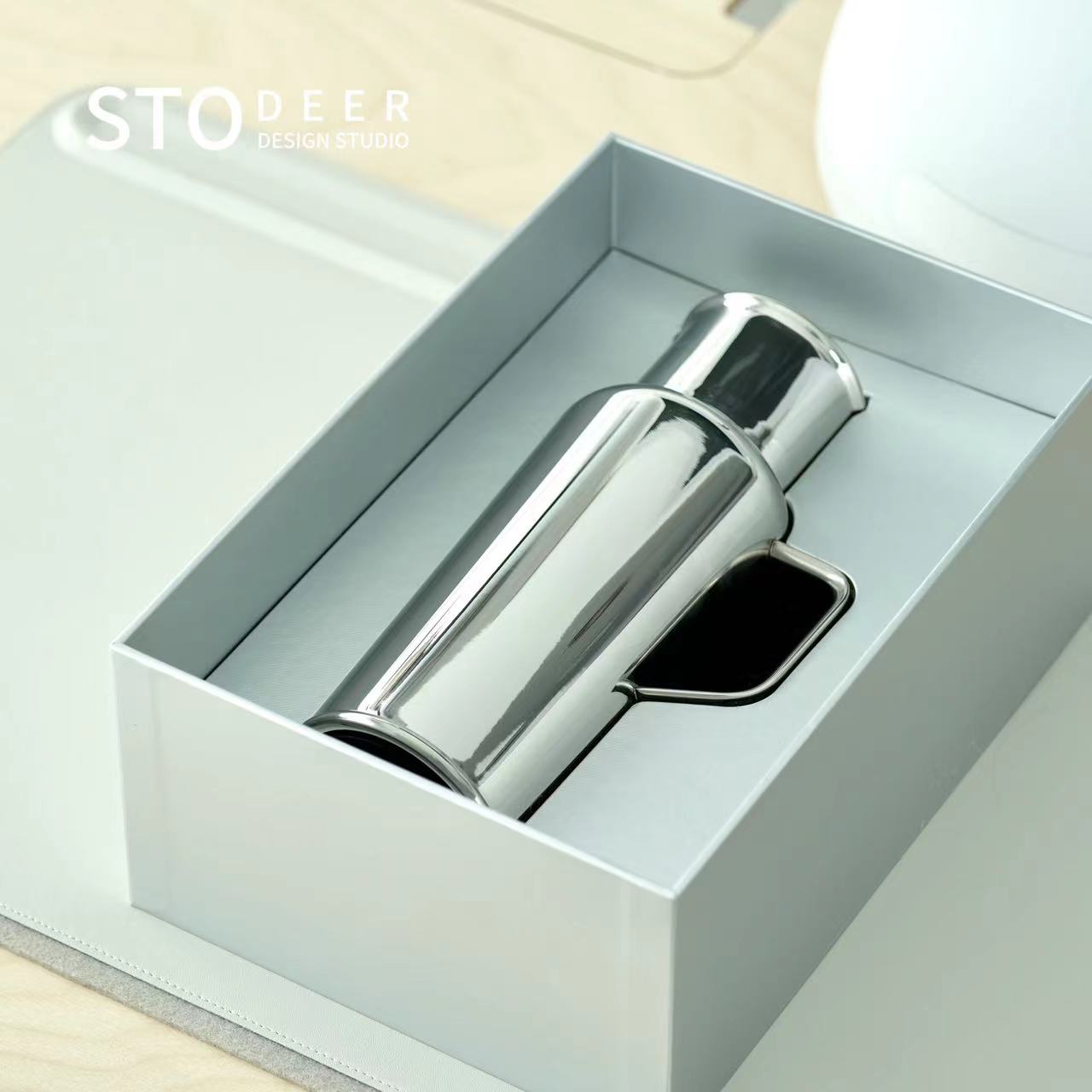 Stodeer Titanium Vacuum Flask with Shoulder Strap, Large Capacity Tea Stew Pot, Tea-water Separation Vacuum Thermos