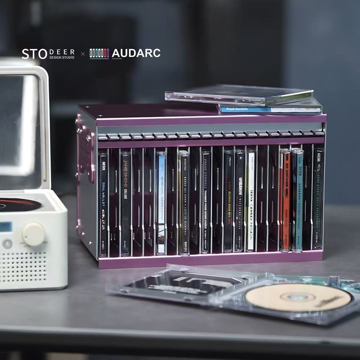 Stodeer Retro Mechanical Pop-Up CD Storage Case & Organizer