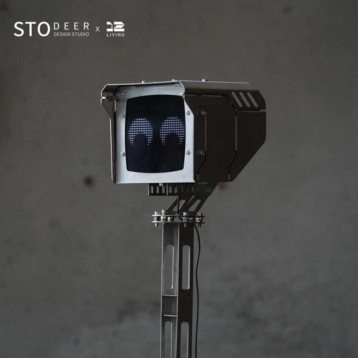 STODEER 12LIVING Sentinel 스마트 스테인리스 스틸 조각품 - 텍스트 및 이모티콘이 있는 LED 디스플레이, 앱 제어