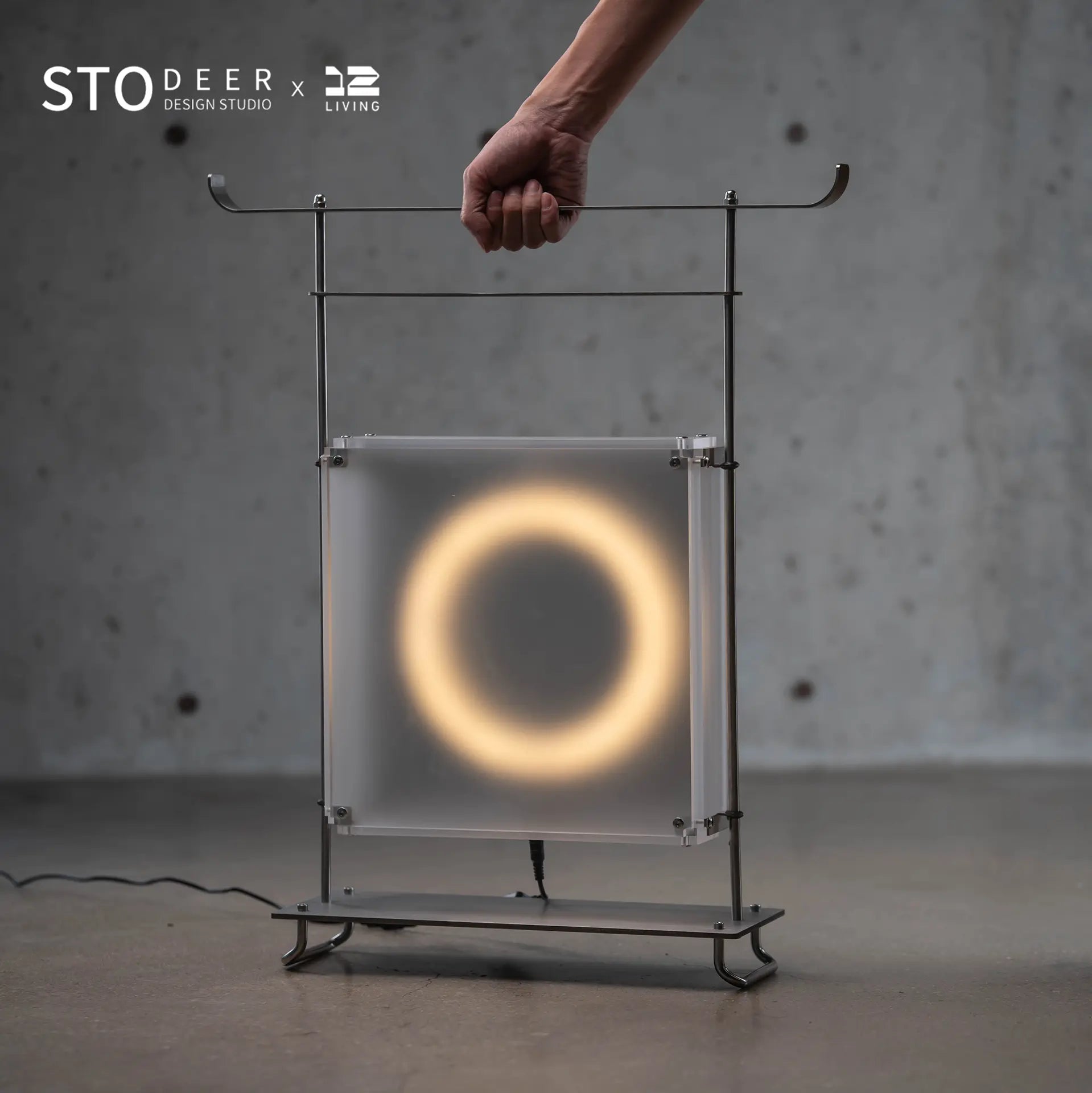 STODEER 12LIVING Portable Box-Style Floor Lamp with Handle – Industrial Minimalist Lighting