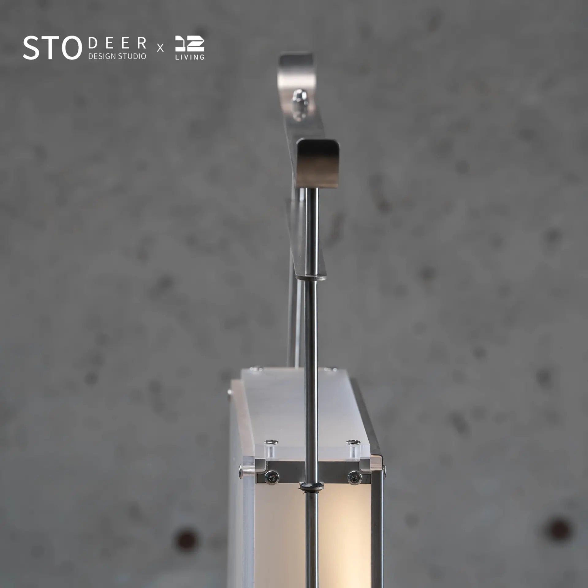 STODEER 12LIVING Portable Box-Style Floor Lamp with Handle – Industrial Minimalist Lighting