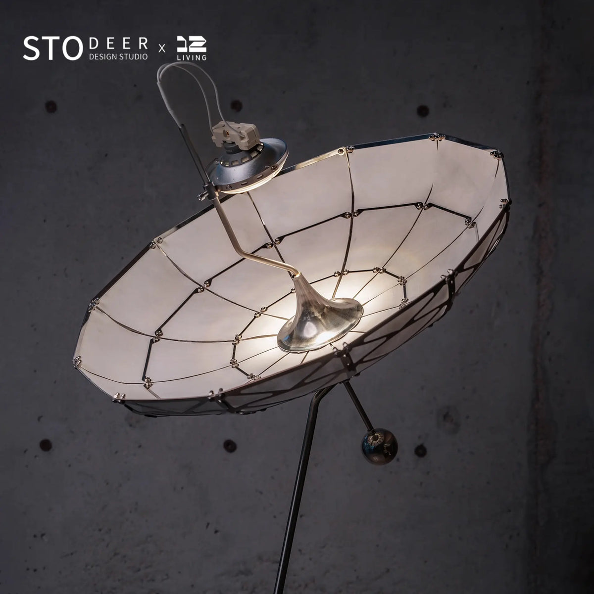 Stodeer Adjustable Height Floor Lamp, Vintage Home Decor Light