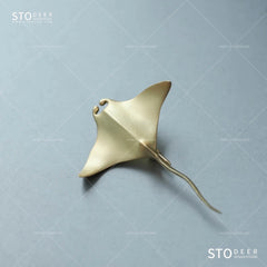 Stodeer Sterling Silber Manta Ray Brosche, elegantes Metall-Accessoire – einzigartige und durchdachte Geschenkauswahl