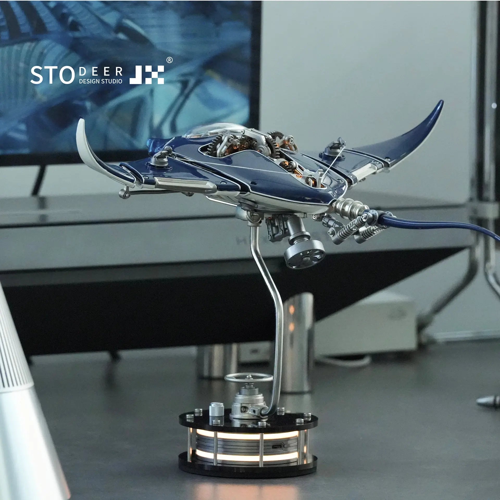 Stodeer Innovative Mechanical Metal Manta Ray Model-Perfect for Decora
