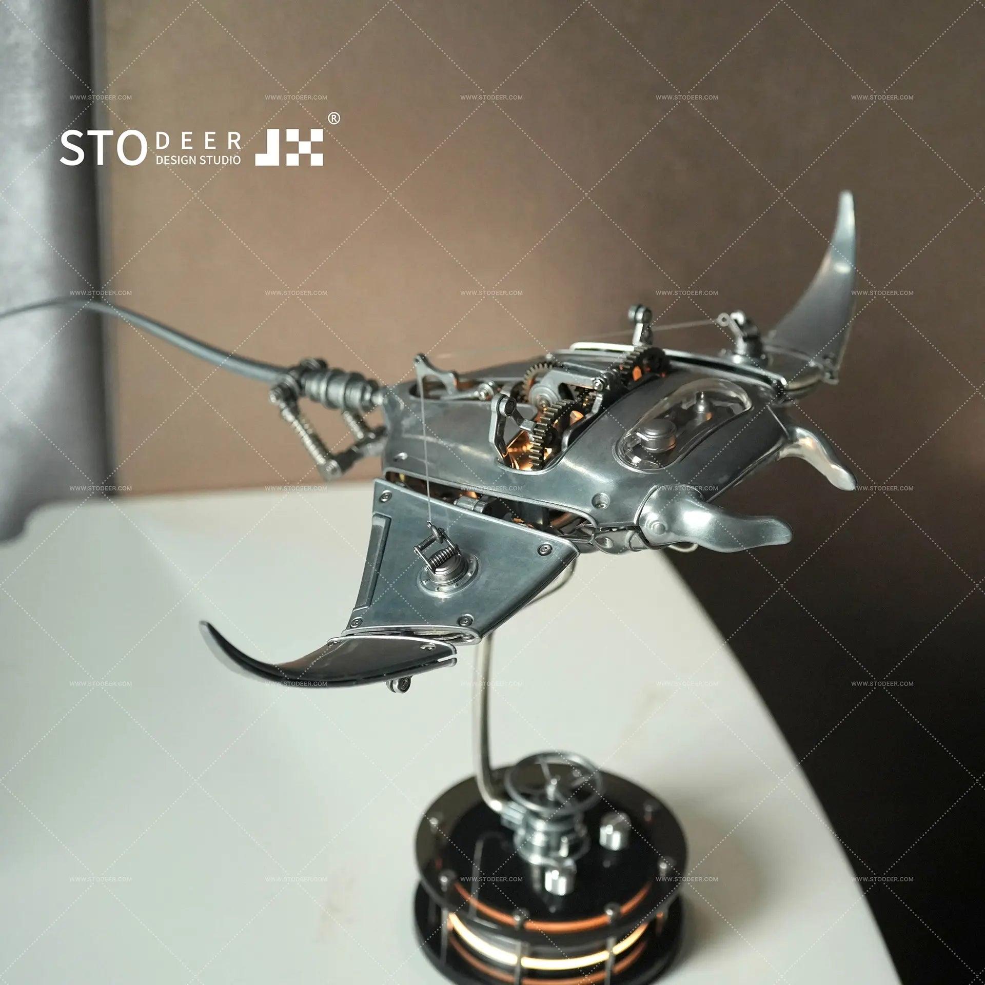 Stodeer Innovative Mechanical Metal Manta Ray Model-Perfect for Decora